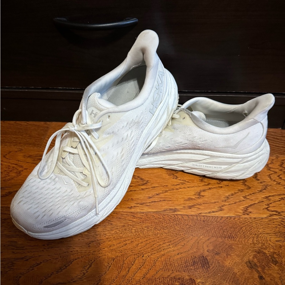 Men’s Hoka Clifton 8